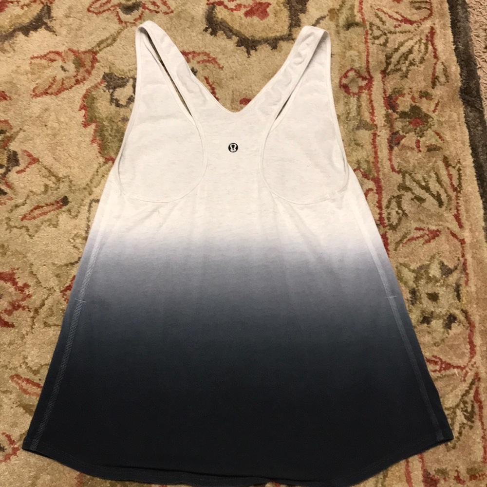 Lululemon tank
